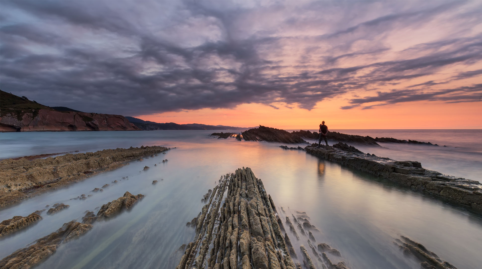 Discover the Flysch on a Luxury Sailboat: A Game of Thrones Filming Location