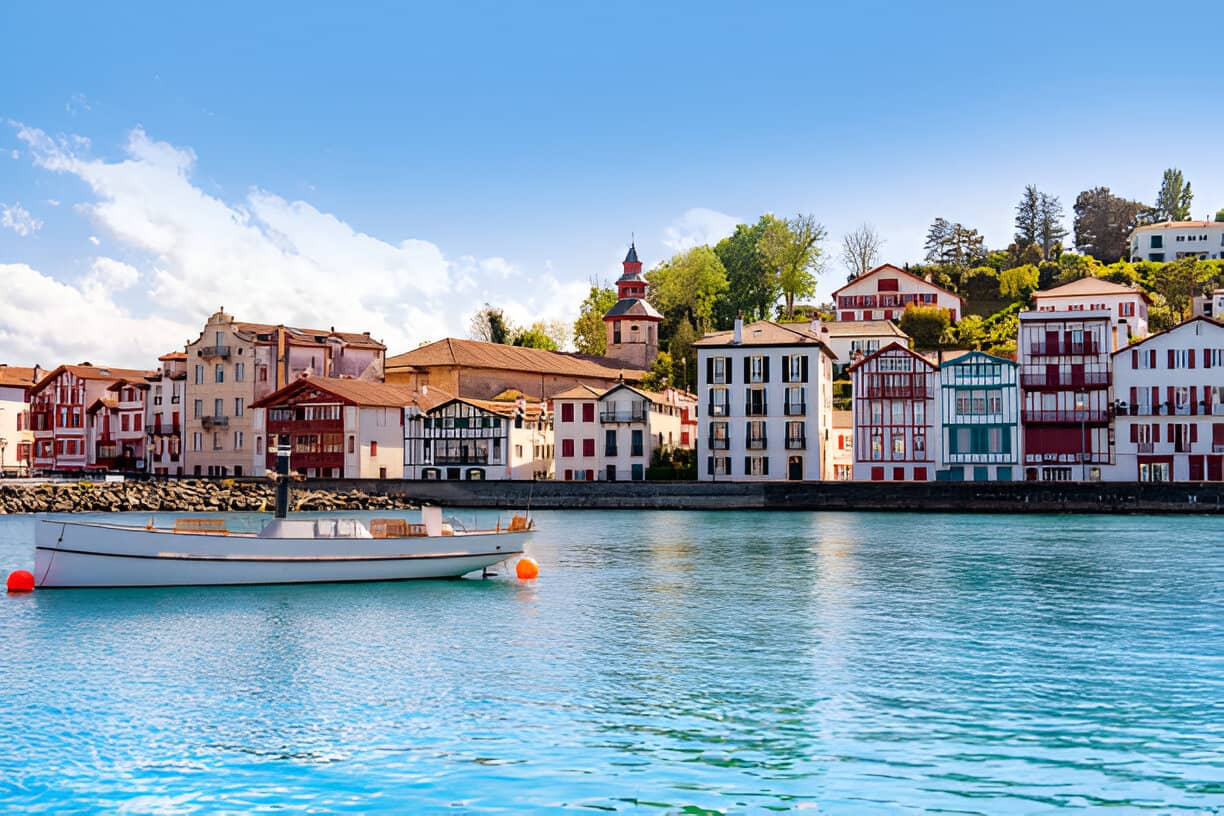 Saint-Jean-de-Luz: a guide to discover the French Basque Coast